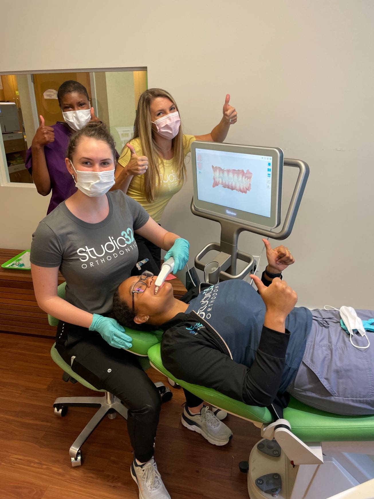 Free Hygiene Session with Invisalign